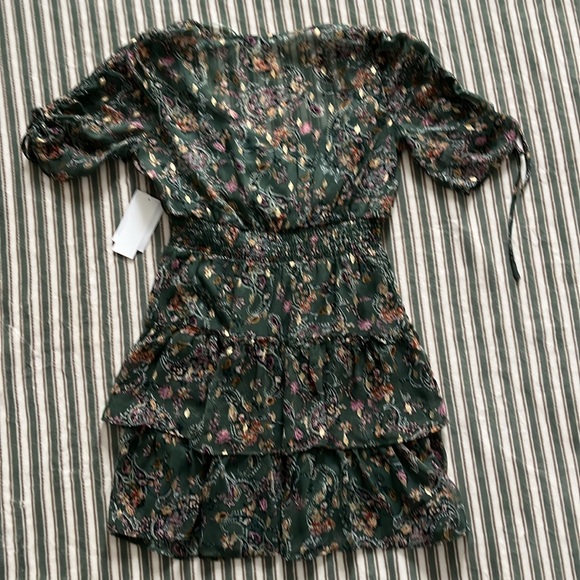 City Vibe Women’s green paisley/floral short sleeve layered mini dress sz M NWT - Picture 9 of 11